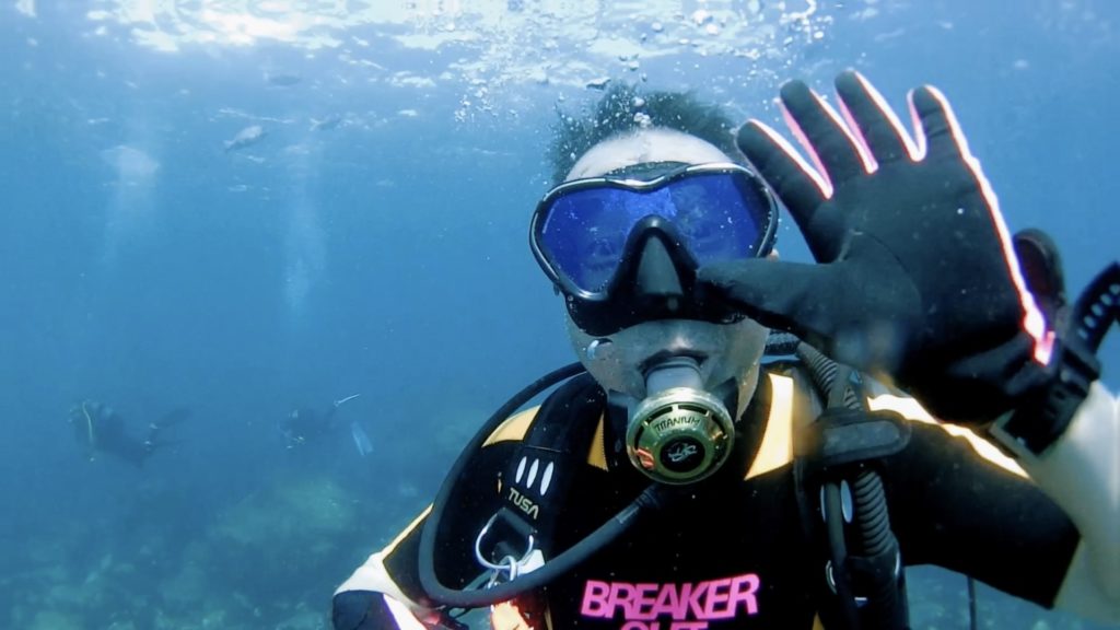 伊豆海洋公園をシーガルで潜るダイバー。久しぶりのダイビング楽しそう！